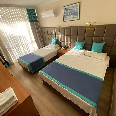 Prima Hotell 3*